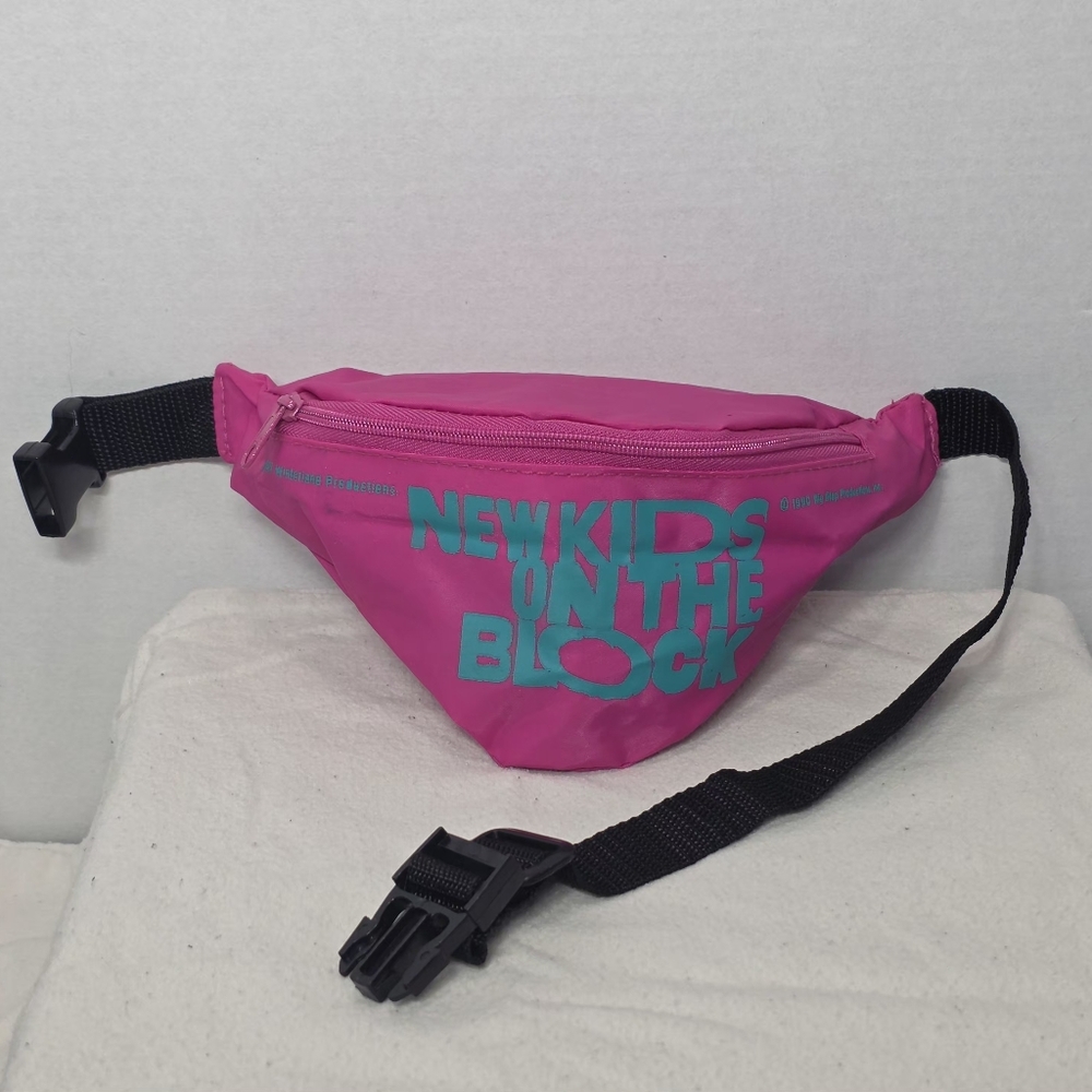 Vintage 1990 New Kids On The Block Fanny Belt Pack- Purse Bag Fuchsia Retro